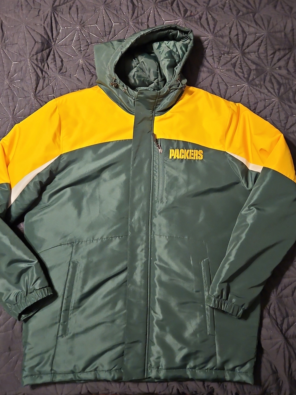 Green and Yellow Puffer Jacket with Hood - GREEN BAY PACKERS